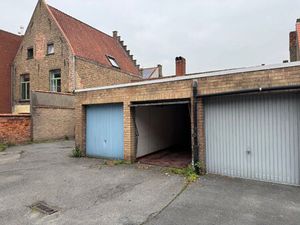 Garagebox in het centrum van Brugge