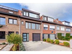 Ruime woning op toplocatie  mooie tuin  instapklaar!