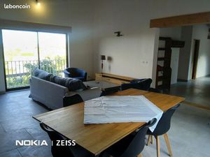 Belle Maison individuelle en bois récente meublée tout confort