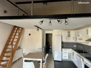 Maison de village meublée – Garage double – 1 150