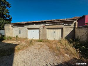 Garage de 50m2+terrain de 100m2 centre ville