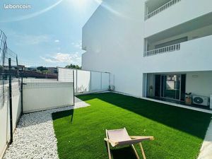 T2 40 m2 avec parking  loggia 10 m2 et jardin 50 m2