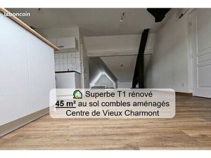 ? Superbe T1 rénové – 45 m² au sol combles aménagés – Centre de Vieux Charmont
