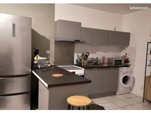 Meublé T3 Chauray (proche Niort) Rez de jardin 50 m2 + 30 m2 Extérieur