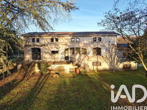 Vente maison 7 pièces 220 m² La Rochefoucauld-en-Angoumois (16110)