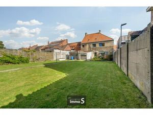 Huis te koop in Alveringem met 6 slaapkamers