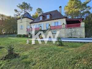 Sarlat La Caneda : maison de 6 pièces (240 m²) en vente
