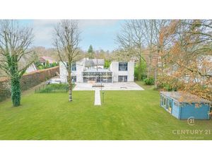 Huis te koop in Oud-Turnhout met 5 slaapkamers