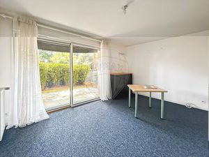 Location Local commercial NANTES 44300