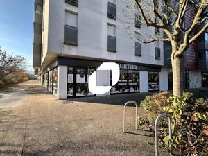 A LOUER  RARE SUR SECTEUR