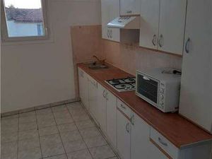 Location Appartement 4 pièces à Maisdon-sur-Sèvre (44690) : à louer 4 pièces / 81m² Maisdo