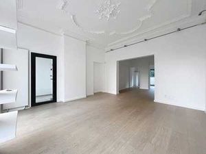 IMMO REGARD - Une porte qui s'ouvre - 02 653 09 40