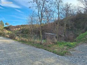 Vente terrain constructible avec logette sans vis-à-vis hors lotissement