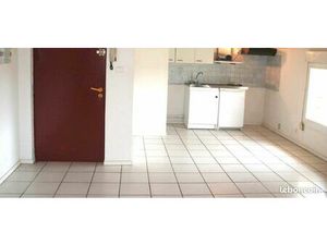 Location T2 Estillac