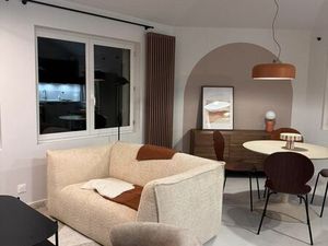 T3 meublé – 62 m² – Cosy & lumineux – Rénové et Décoré par Architecte – Parking privé – Na