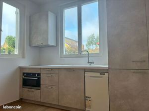 Maisonnette de Charme (35m²) Entièrement Rénovée - St-Germain-en-Laye