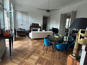 Appartement Haussmanien T4 Rénové 150 m2 +