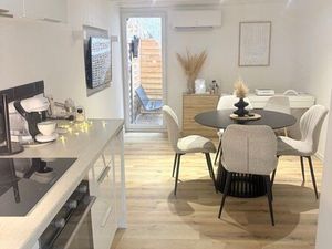 Pouzolles Maison de village