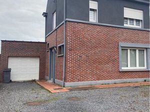 Roncq maison 3 chambres  jardin garage parking 3 voitures