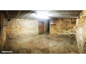 Local de stockage / box / atelier