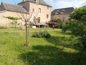 Charmant T2 dans presbytère prox aéroport