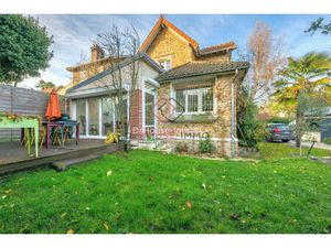 Le Raincy Centre-ville Meulière de charme + dépendance indépendante