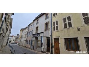 Immeuble 12 pièces 252 m²