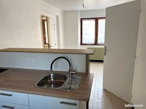 Rare Appartement rez de chaussé dans impasse 50m2