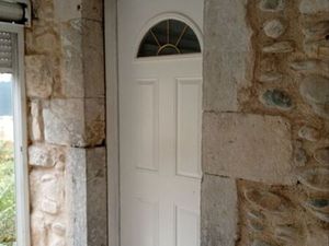 Loue maison mitoyenne a bricoleur averti