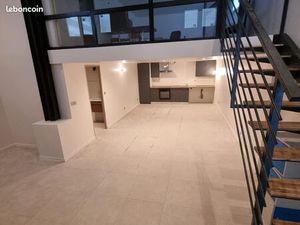 Loft 2 pièces de 75 m² – Volume exceptionnel  mezzanine vitrée  style industriel