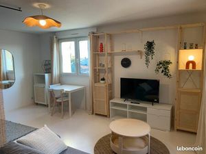 Studio meublé très agréable + Parking - Barrière de Bègles - 33 m²