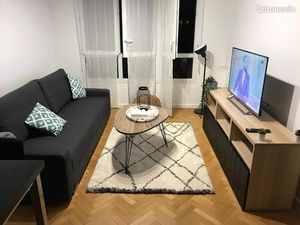 Location meublée appartement 2 pièces 41 m² Massy (91300)
