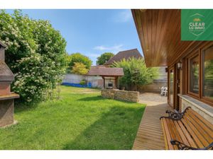 en vente Maison 270 m² – 174 008 € |La Celle-Saint-Cyr