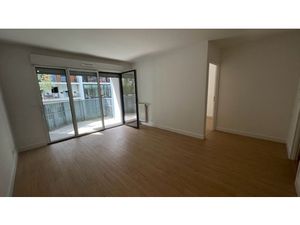 T2 - BORDEAUX BASSINS A FLOT