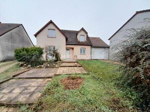 Maison traditionnelle de 151 m² à La Cheppe