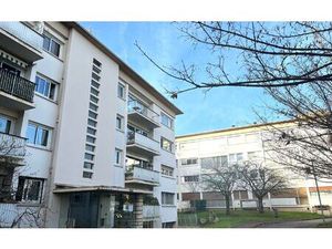 Location appartement  80.66 m² T-4 à Antony  1 900 €