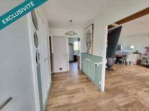 Pavillon au calme à 5 minutes à pied du RER C  commerces et écoles