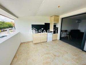 Studio vue mer  rénové  parfait état  meublé.