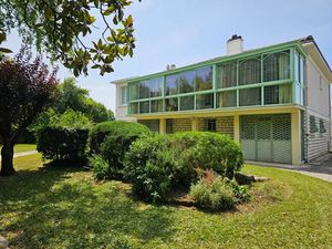 Maison 5 pièces 170 m² à vendre / acheter la couronne 16400 ? | ERA Immobilier