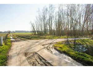 Mooi gelegen landbouwgrond  ± 25 are