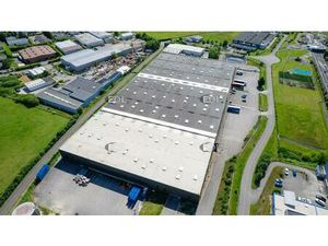 Entrepôt distribution A42