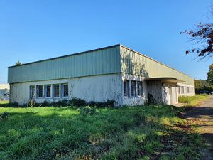 Entrepôt industriel 566 m2