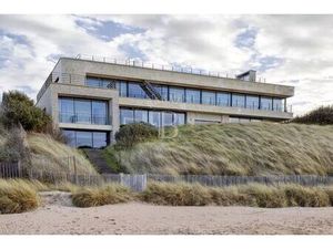 Maison de 10 pièces de luxe en location à Varaville  Normandie