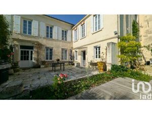 Vente maison 9 pièces 250 m² Tonnay-Charente (17430)