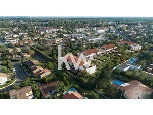 Tournefeuille : Studio (39 m²) avec balcon et parking en sous-sol