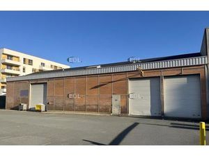 A louer local d'activités avec bureaux de 820 m² à Massy (91)