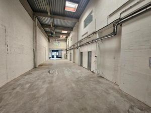 A LOUER - Local d'activité de 639 m² à Fresnes (94)