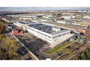 A LOUER : Locaux d'activités à partir de 700 m²