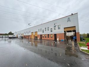 Local d'activités et bureaux à louer