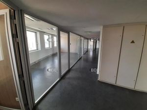 A LOUER - Plateau de bureaux de 998 m² à Ivry sur Seine (94)